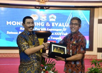 Rektor IPDN, Dr. Drs. Hadi Prabowo, M.M bersama Sekretaris Daerah Provinsi Jawa Tengah, Sumarno, S.E., M.M