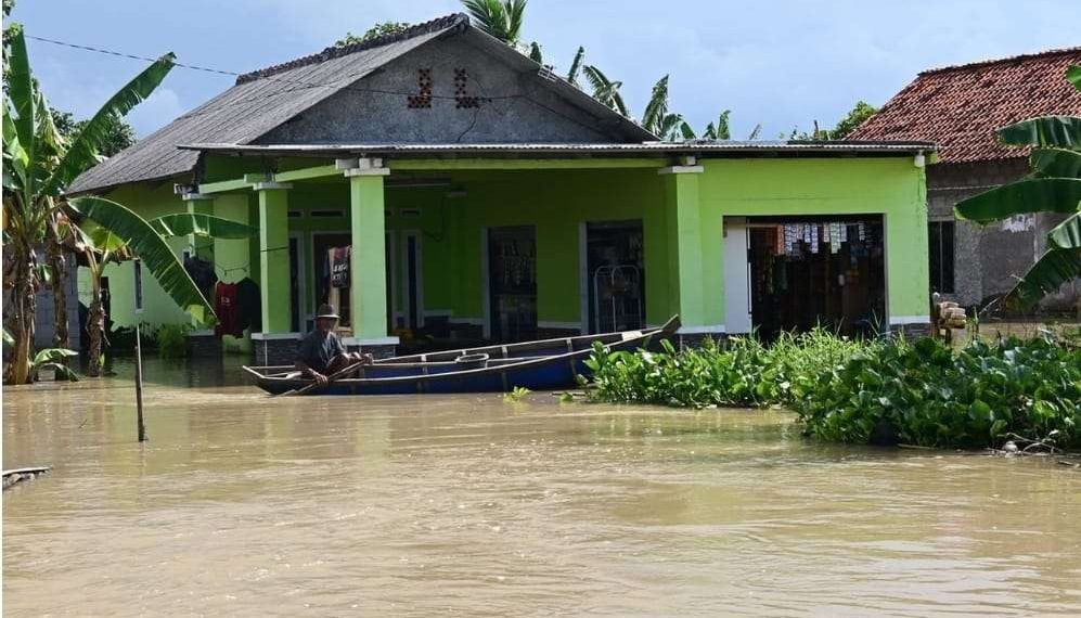 Banjir Bekasi Mulai Surut, BPBD Jabar Terus Pantau Kebutuhan Dasar Warga Terdampak