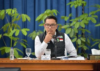 Gubernur Ridwan Kamil Sarankan Guru SMK di Cirebon Dinasihati Saja