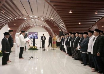 Gubernur Ridwan Kamil Lantik 174 Pengurus Masjid Raya Al Jabbar