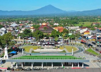 Alun- alun Singaparna Tempat Favorit Baru Warga Tasikmalaya