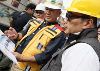 Ridwan Kamil: Ada Tujuh Pekerjaan Perbaikan Jalan di Cirebon