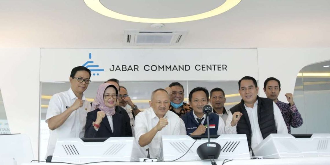 Pemdaprov Jawa Barat Luncurkan SMART JABAR