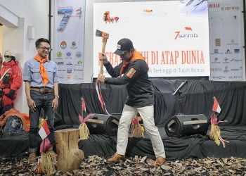 Gubernur Ridwan Kamil Sambut Baik Peluncuran Buku Merah Putih di Atap Dunia