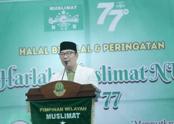 Desain Masjid Raya Islamic Center Jatim, Ridwan Kamil Dapat Penghargaan Jer Basuki Mawa Beya