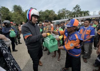 BUBOS 7 1,4 Juta Rantang Makanan Dibagikan kepada Warga Tak Mampu