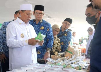 Pemdaprov Gelar Bazar Ramadan dan Baksos, Wagub Uu:Ringankan dan Bahagiakan Masyarakat