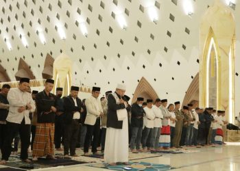 Salat Idulfitri Tingkat Provinsi Jawa Barat Diselenggarakan di Masjid Raya Al Jabbar