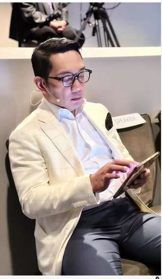 Ridwan Kamil Paparkan Visi Jabar Masa Depan Berkelanjutan dalam Forum Dunia di Los Angeles