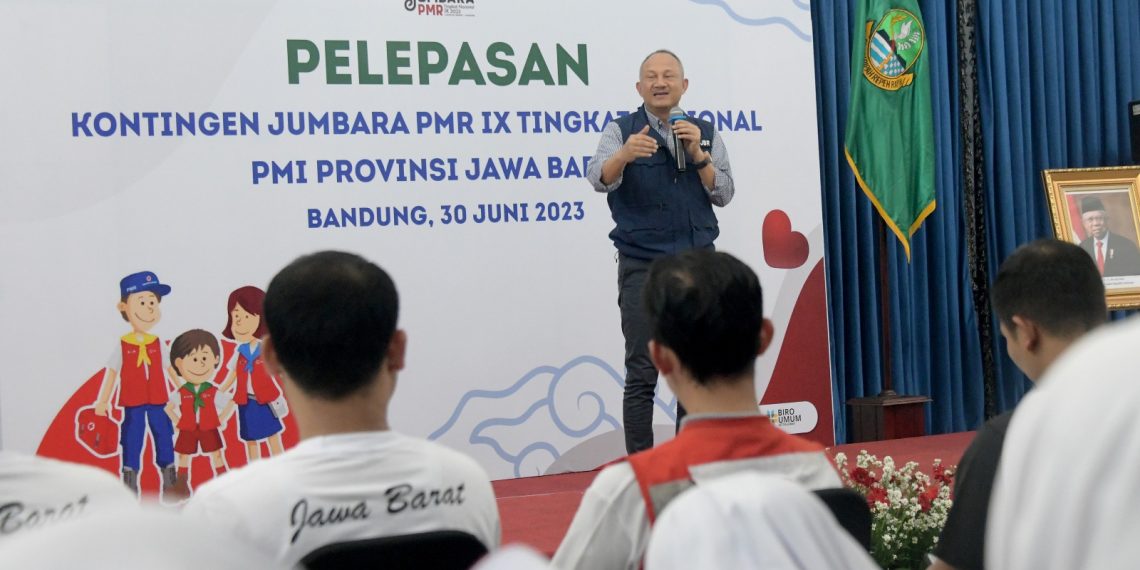 Sekda Jabar Lepas Kontingen Jabar ke Jumbara PMR IX Tingkat Nasional 2023
