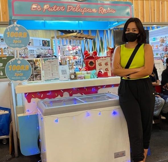 Woman Support Woman Ala Delapanrasa