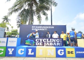 Ridwan Kamil Tutup Cycling de Jabar 2023