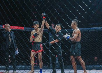 Kaum “Doyan Berantem Asal Legal” Rebutkan Piala Fighter Terbaik