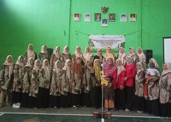 Tel-U Beri Bantuan Alat Deteksi Stunting ke Posyandu Pinggirsari