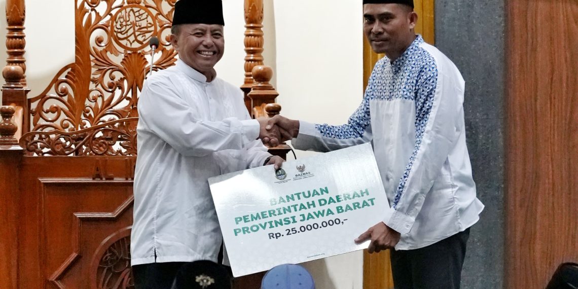 Tarawih Keliling, Sekda Herman Suryatman Silaturahmi dengan Forkopimda Jabar