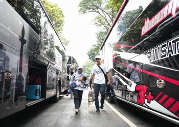 1.150 Peserta Mudik Asyik Bersama BUMN  Dilepas di Gedung Sate