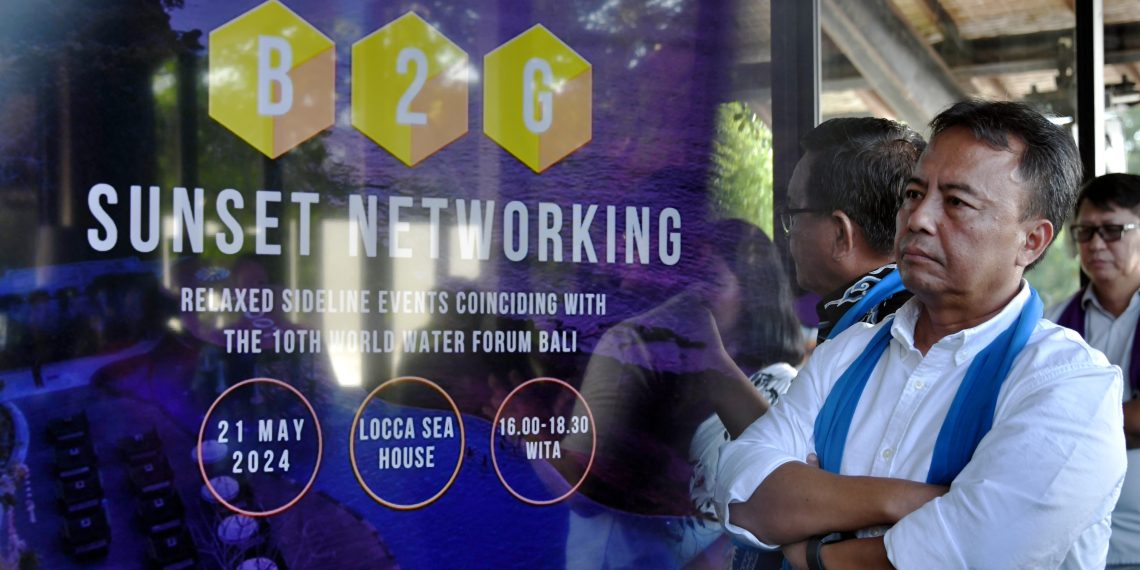 Sekretaris Daerah Provinsi Jawa Barat Herman Suryatman di komunitas IT di Blockchain Center, Gedung Creative Hub Denpasar, Bali, Selasa (21/5/2024).