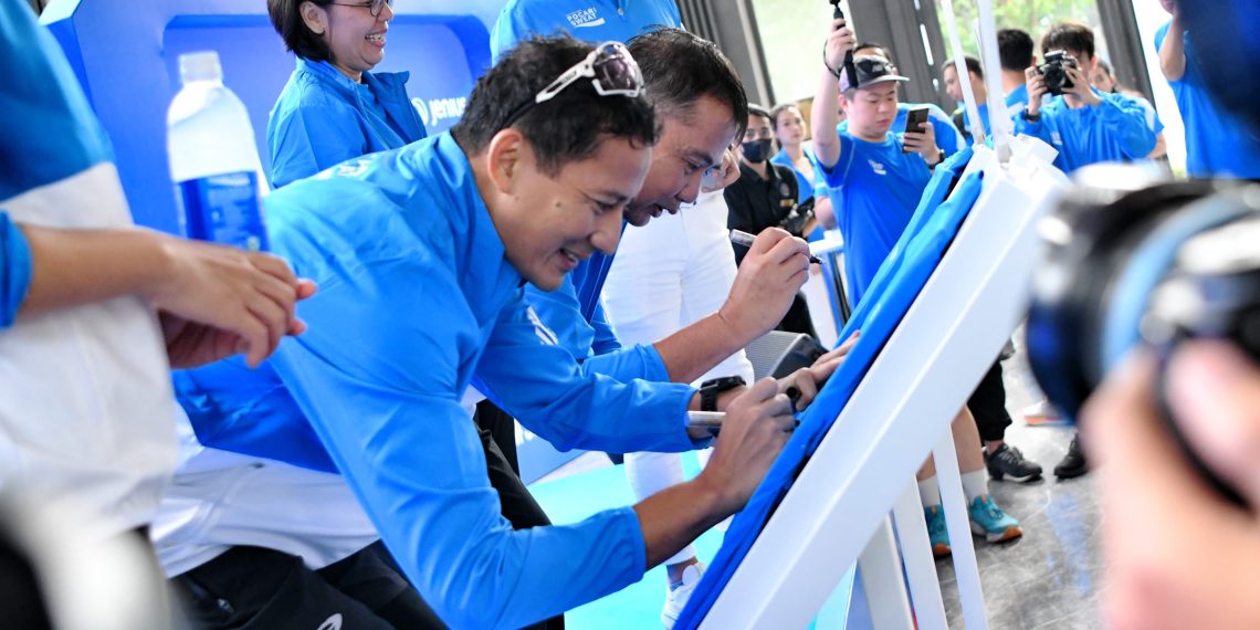 Pj Gubernur Jabar dan Meneri Parekraf mendatangani