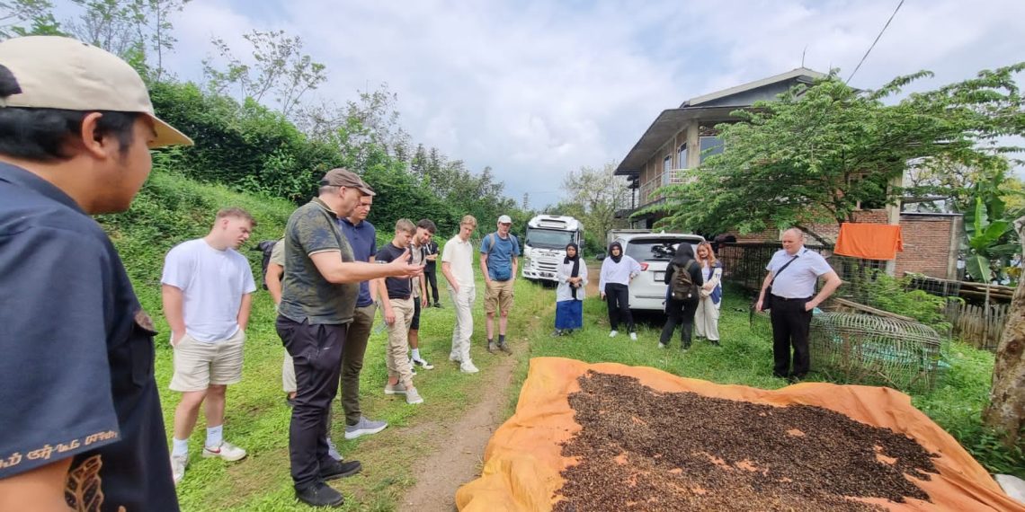 Abdimas Internasional