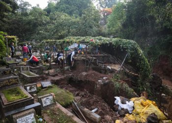Kirmir Jebol di TPU Cikutra, Pemkot Bandung Relokasi 19 Makam