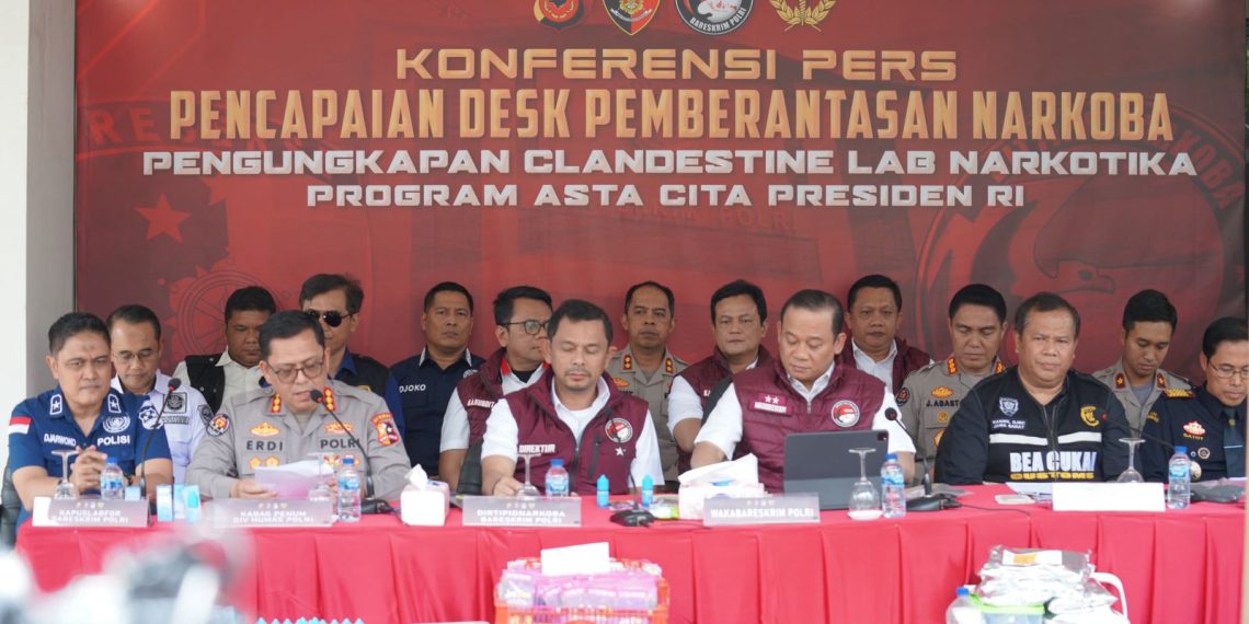 Polda Jabar Bongkar Laboratorium Narkoba Happy Water di Buah Batu, Tiga Tersangka Ditangkap