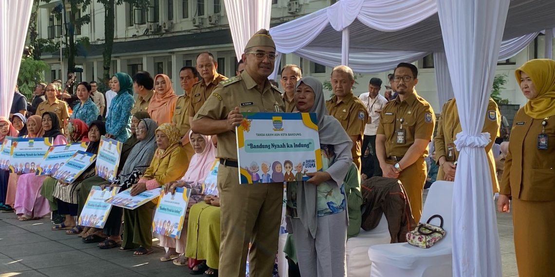 Fasilitasi Kelompok Rentan, Pemkot Bandung Luncurkan Program “Nyaah Ka Indung”