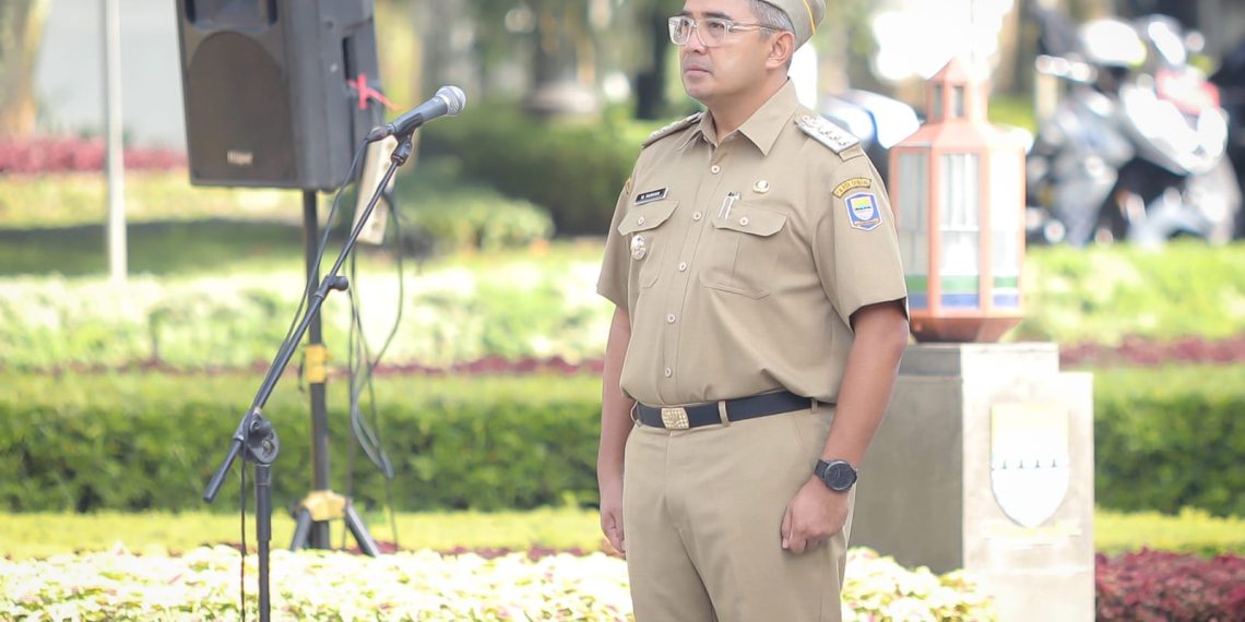 Disinggung Soal PKL Cicadas, Wali Kota Farhan Ngamuk: ‘Diam!’