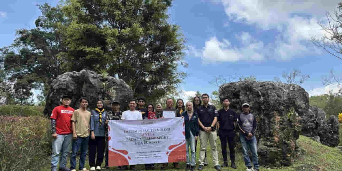 Abdimas di Gua Buniayu, Tel-U Terapkan AI untuk Promosi Wisata Alam